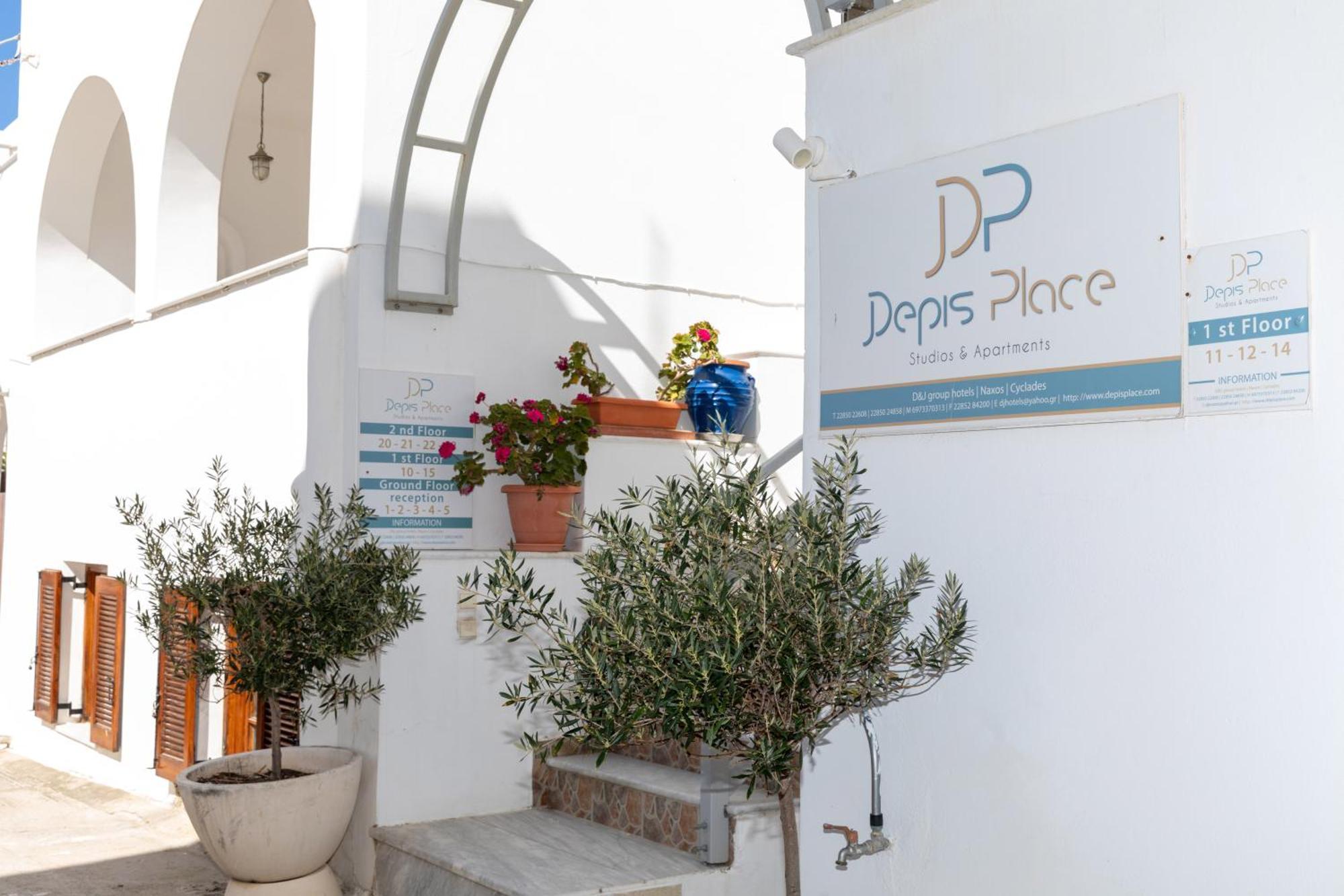Apartment Depis Place And